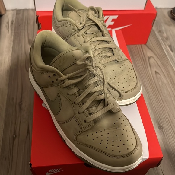 Nike Green Suede Dunks size 8.5 - Picture 3 of 7